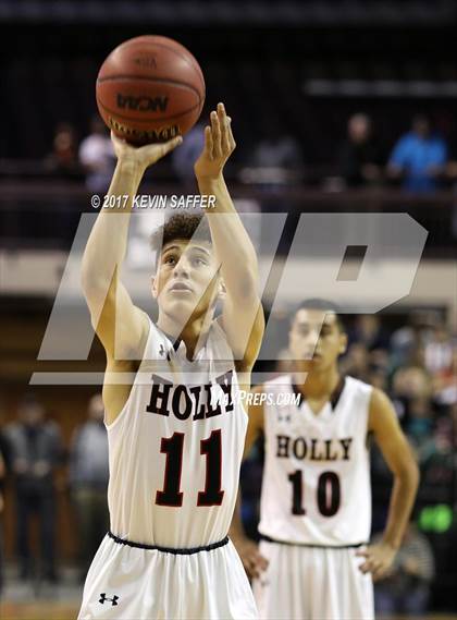 Thumbnail 1 in Holly vs. Cheyenne Wells  (CHSAA 1A Final) photogallery.