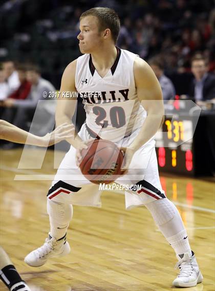Thumbnail 3 in Holly vs. Cheyenne Wells  (CHSAA 1A Final) photogallery.