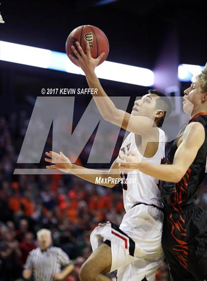 Thumbnail 3 in Holly vs. Cheyenne Wells  (CHSAA 1A Final) photogallery.