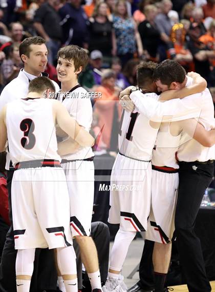 Thumbnail 3 in Holly vs. Cheyenne Wells  (CHSAA 1A Final) photogallery.