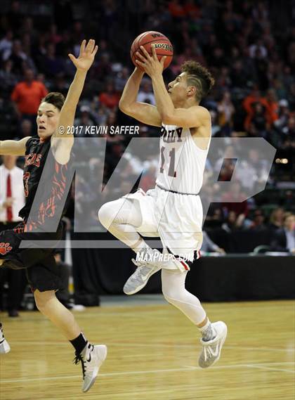 Thumbnail 3 in Holly vs. Cheyenne Wells  (CHSAA 1A Final) photogallery.