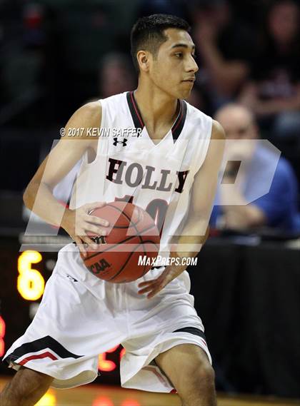 Thumbnail 3 in Holly vs. Cheyenne Wells  (CHSAA 1A Final) photogallery.