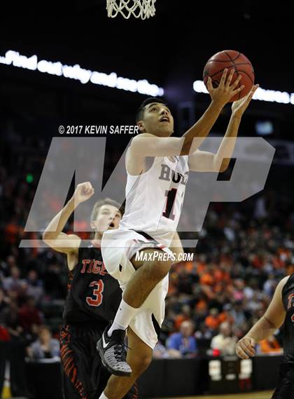 Thumbnail 2 in Holly vs. Cheyenne Wells  (CHSAA 1A Final) photogallery.