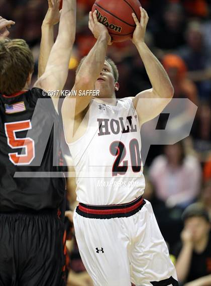 Thumbnail 2 in Holly vs. Cheyenne Wells  (CHSAA 1A Final) photogallery.