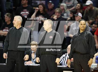 Thumbnail 2 in Holly vs. Cheyenne Wells  (CHSAA 1A Final) photogallery.