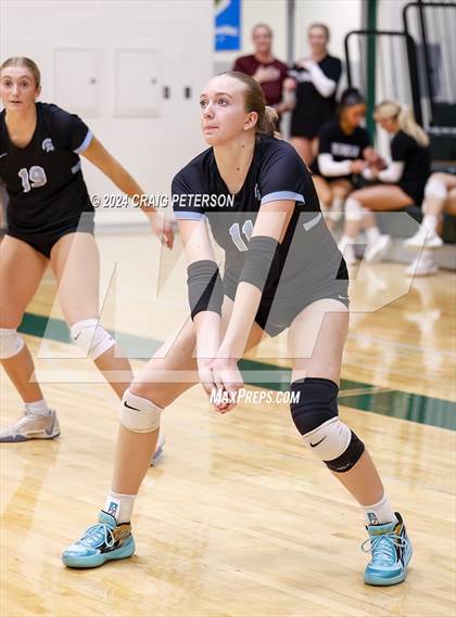 Thumbnail 1 in Layton vs. Skyline photogallery.