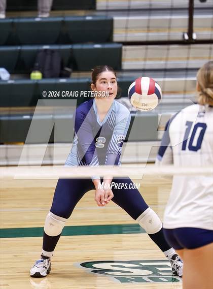 Thumbnail 1 in Layton vs. Skyline photogallery.