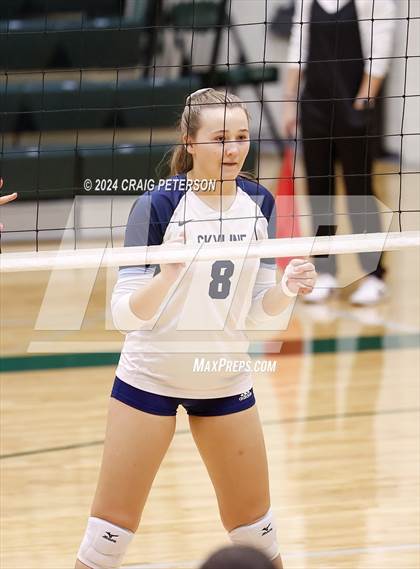 Thumbnail 2 in Layton vs. Skyline photogallery.