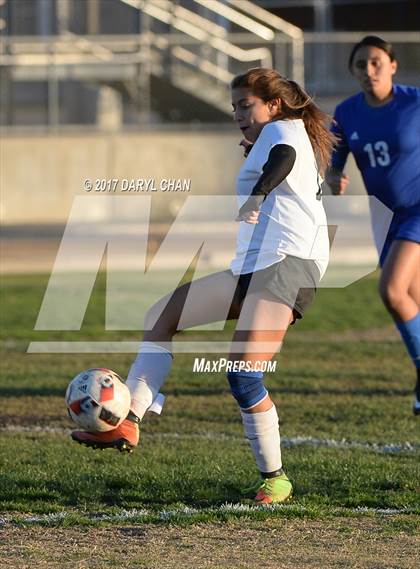 Thumbnail 3 in El Monte @ Arroyo photogallery.