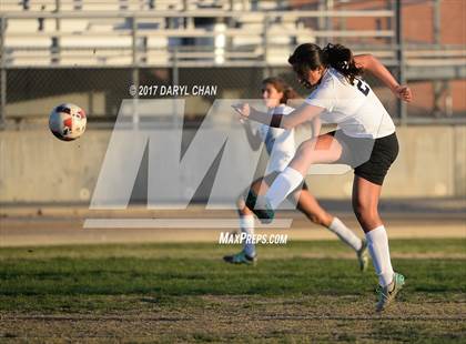Thumbnail 1 in El Monte @ Arroyo photogallery.