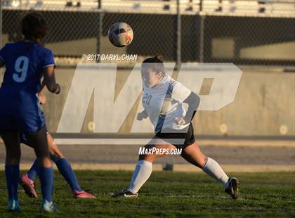 Thumbnail 1 in El Monte @ Arroyo photogallery.