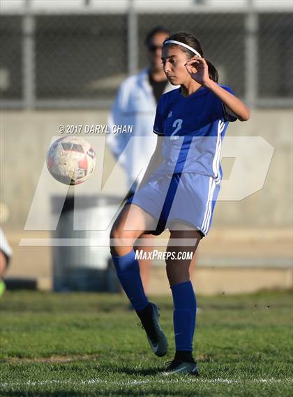 Thumbnail 2 in El Monte @ Arroyo photogallery.