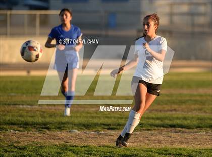 Thumbnail 1 in El Monte @ Arroyo photogallery.