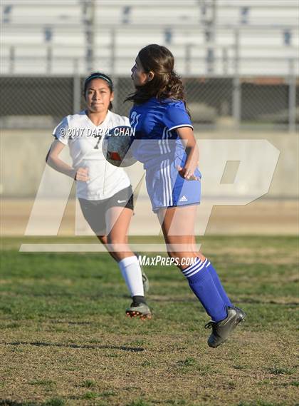 Thumbnail 1 in El Monte @ Arroyo photogallery.