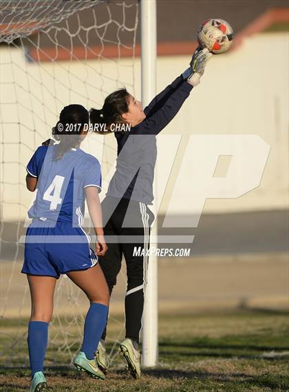 Thumbnail 1 in El Monte @ Arroyo photogallery.