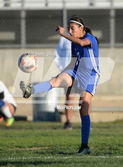 Thumbnail 3 in El Monte @ Arroyo photogallery.
