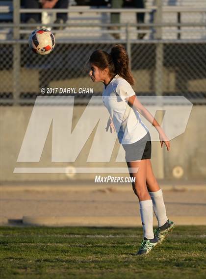 Thumbnail 1 in El Monte @ Arroyo photogallery.