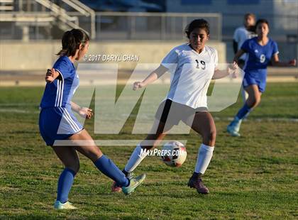 Thumbnail 1 in El Monte @ Arroyo photogallery.