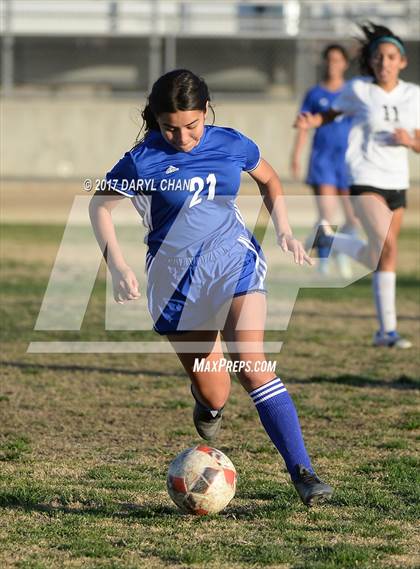 Thumbnail 3 in El Monte @ Arroyo photogallery.