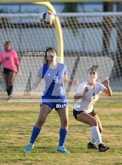Thumbnail 3 in El Monte @ Arroyo photogallery.