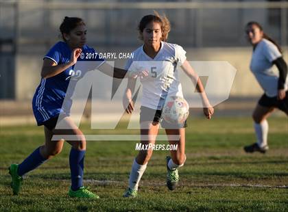 Thumbnail 3 in El Monte @ Arroyo photogallery.