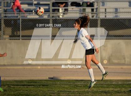 Thumbnail 2 in El Monte @ Arroyo photogallery.