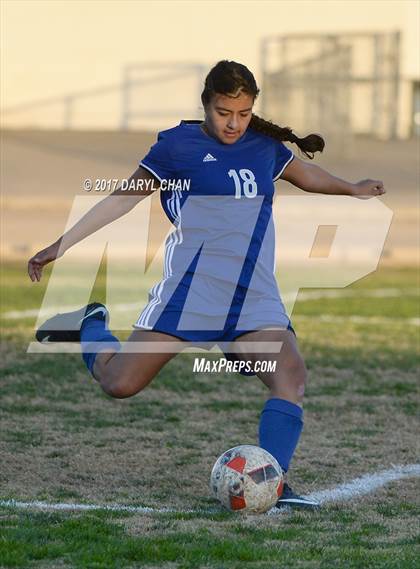 Thumbnail 2 in El Monte @ Arroyo photogallery.