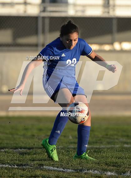 Thumbnail 3 in El Monte @ Arroyo photogallery.