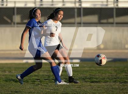 Thumbnail 2 in El Monte @ Arroyo photogallery.