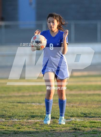 Thumbnail 2 in El Monte @ Arroyo photogallery.