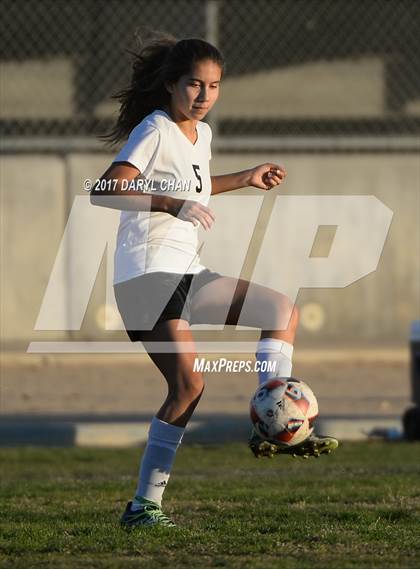 Thumbnail 1 in El Monte @ Arroyo photogallery.