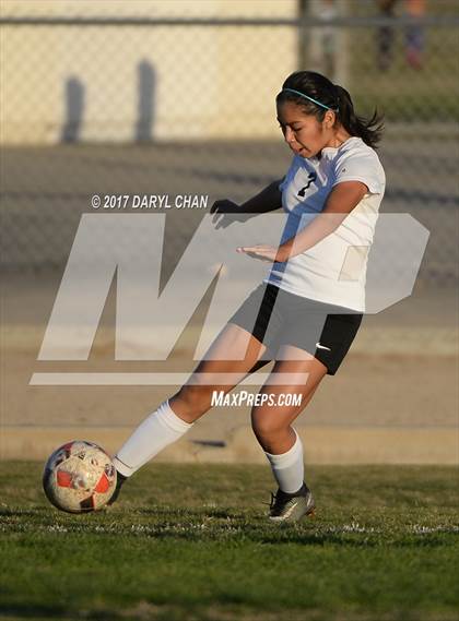 Thumbnail 2 in El Monte @ Arroyo photogallery.