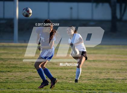 Thumbnail 2 in El Monte @ Arroyo photogallery.