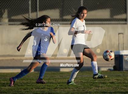 Thumbnail 2 in El Monte @ Arroyo photogallery.