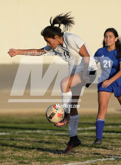 Thumbnail 2 in El Monte @ Arroyo photogallery.