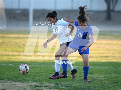 Thumbnail 1 in El Monte @ Arroyo photogallery.