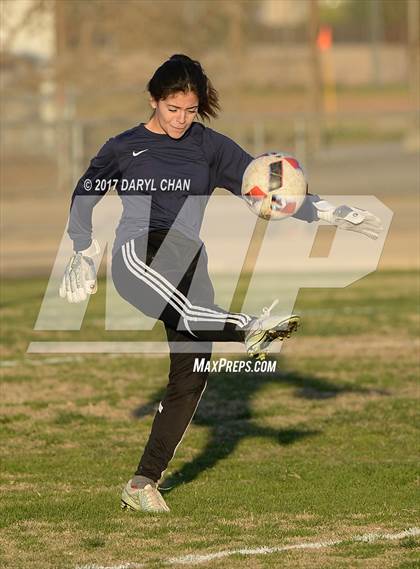 Thumbnail 1 in El Monte @ Arroyo photogallery.