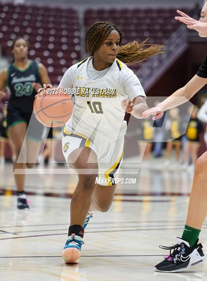 Thumbnail 3 in Huntsville vs. Mt. Pleasant (UIL 5A Regional Semifinal Playoff) photogallery.
