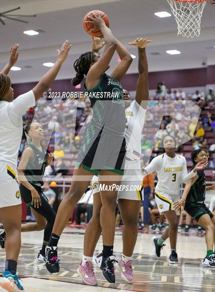 Thumbnail 1 in Huntsville vs. Mt. Pleasant (UIL 5A Regional Semifinal Playoff) photogallery.