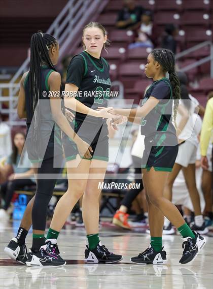 Thumbnail 3 in Huntsville vs. Mt. Pleasant (UIL 5A Regional Semifinal Playoff) photogallery.