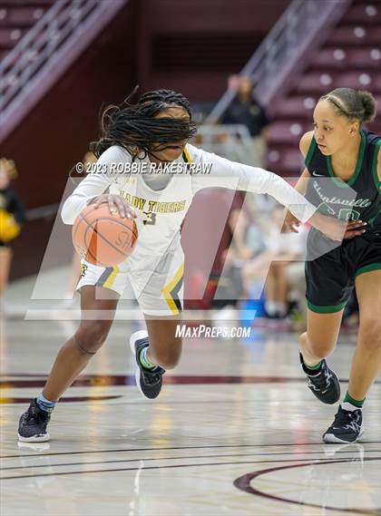 Thumbnail 1 in Huntsville vs. Mt. Pleasant (UIL 5A Regional Semifinal Playoff) photogallery.