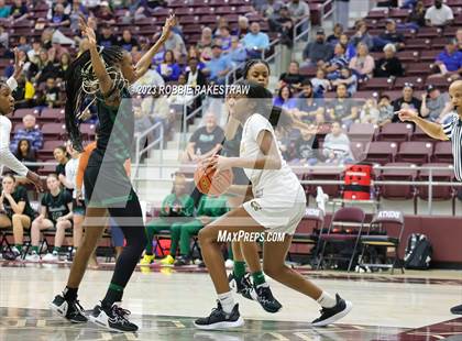Thumbnail 2 in Huntsville vs. Mt. Pleasant (UIL 5A Regional Semifinal Playoff) photogallery.