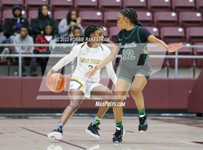 Thumbnail 2 in Huntsville vs. Mt. Pleasant (UIL 5A Regional Semifinal Playoff) photogallery.