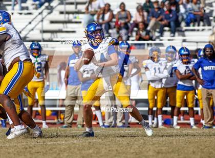 Thumbnail 3 in Oscar Smith @ Phoebus photogallery.