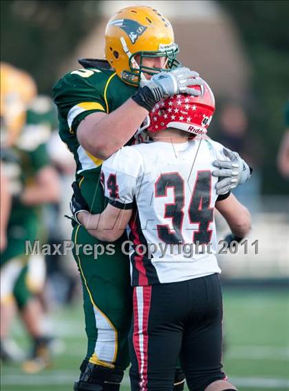 Thumbnail 3 in Stevenson vs. Maine South photogallery.