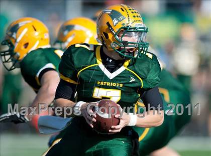 Thumbnail 2 in Stevenson vs. Maine South photogallery.