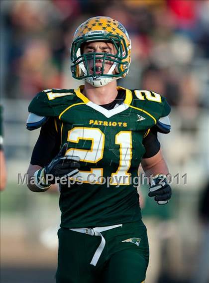 Thumbnail 2 in Stevenson vs. Maine South photogallery.
