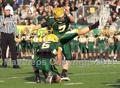 Thumbnail 2 in Stevenson vs. Maine South photogallery.