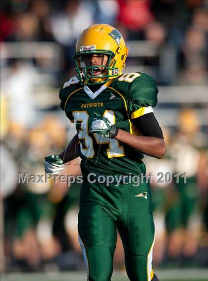 Thumbnail 1 in Stevenson vs. Maine South photogallery.