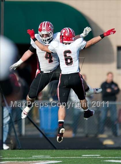 Thumbnail 1 in Stevenson vs. Maine South photogallery.